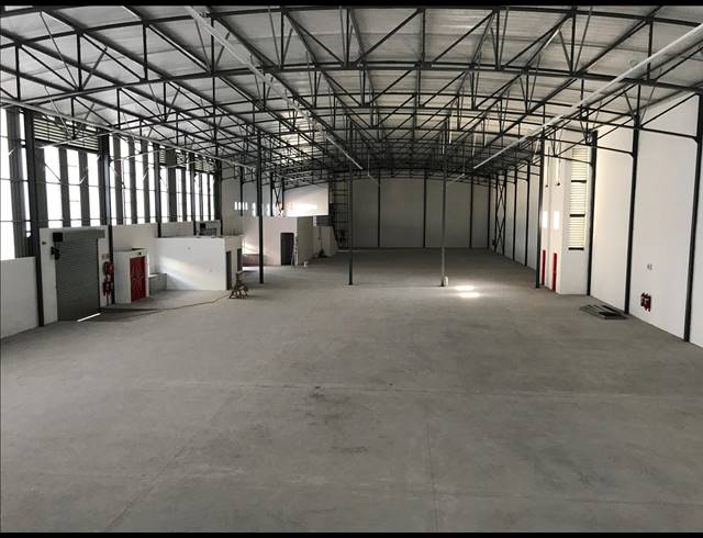 2,000M² FACTORY TO LET IN PAROW CENTRAL